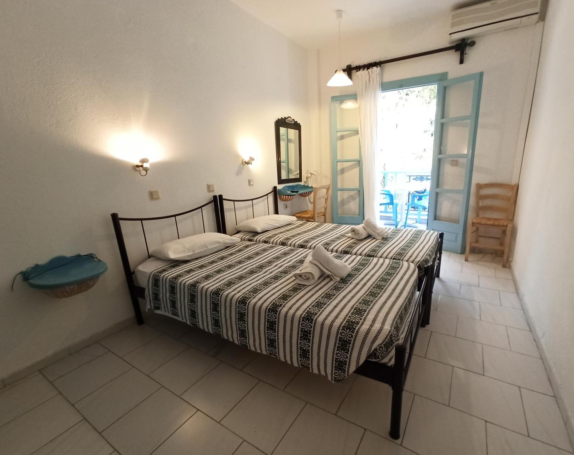 Daidalos Hotel Armenistis  Phòng bức ảnh